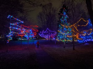 City of Farmington Hills to Light Up City Hall with Santa  at 33rd Annual Holiday Lights Ceremony on Dec. 2
