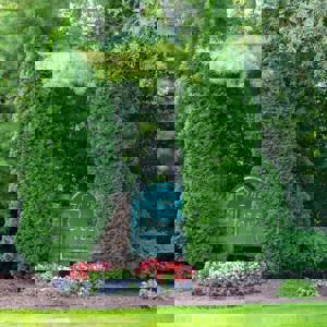 Farmington Hills Beautification Commission Looking for Lucious Landscaping to Recognize During Annual Awards