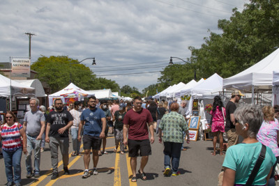 Art on the GRAND Returns to Downtown Farmington June 1-2